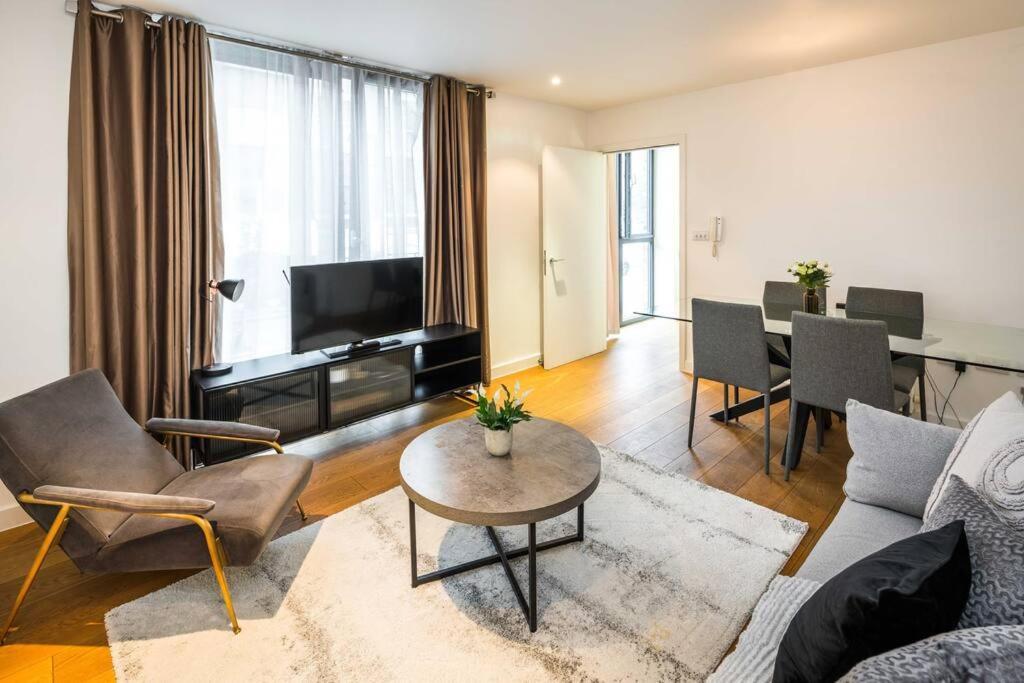 Chic And Spacious Flat Near Bond Street Apartment London Bagian luar foto