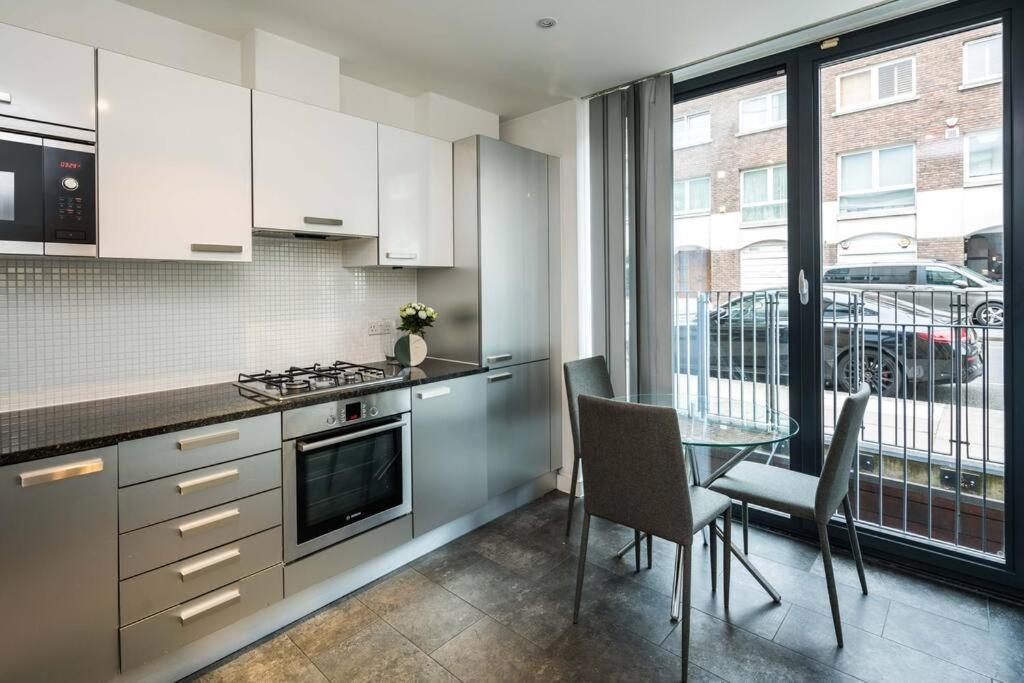 Chic And Spacious Flat Near Bond Street Apartment London Bagian luar foto
